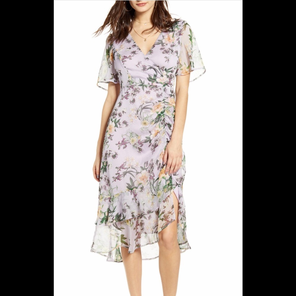 ASTR The Label Floral Ruched Dress 🌸